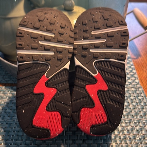 Nike Air Max Excee Sneakers - Kids 9C - Picture 7 of 7